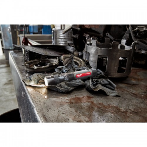 Фонарь светодиодный аккумуляторный компактный MILWAUKEE L4 TMLED-301 (зарядка через USB) 1100 люм.