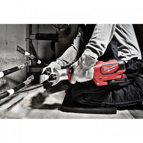 Обжимник гидравлический безматричный аккумуляторный для кабелей MILWAUKEE M18 HDCT-202C (ЗУ+2Х2Ач)