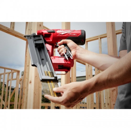 Пистолет гвоздезабивной аккумуляторный бесщёточный MILWAUKEE M18 FFN21-0C (50-90мм) (каркас)
