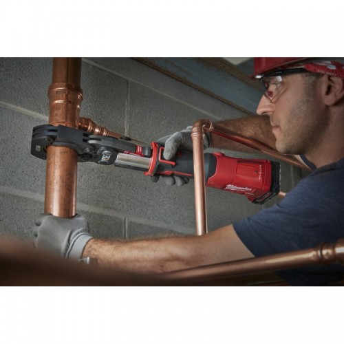 Обжимник гидравлический аккумуляторный для труб MILWAUKEE M18 ONEBLHPT-302C Geberit Mapress(ЗУ+3Х2А)