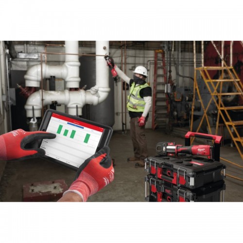 Обжимник гидравлический аккумуляторный для труб MILWAUKEE M18 ONEBLHPT-302C (ЗУ+3Х2Ач+кейс)