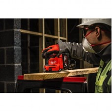 Шлифмашина вибрационная аккумуляторная MILWAUKEE M18 BQSS-0 (каркас)