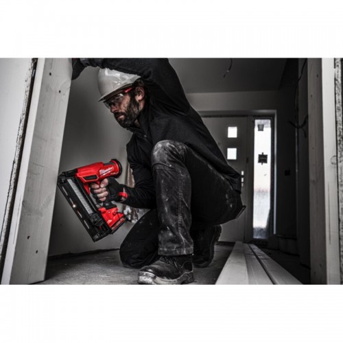 Пистолет гвоздезабивной аккумуляторный бесщёточный MILWAUKEE M18 FN16GA-0X (32-64мм)(каркас, HDкейс)