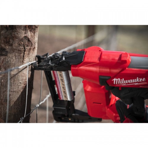 Степлер скобозабивной аккумуляторный бесщёточный MILWAUKEE M18 FFUS-0C