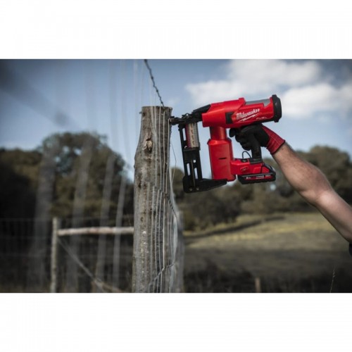 Степлер скобозабивной аккумуляторный бесщёточный MILWAUKEE M18 FFUS-0C
