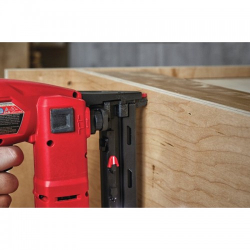 Степлер скобозабивной аккумуляторный бесщёточный MILWAUKEE M18 FFUS-302C