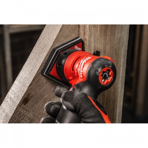 Шлифмашина вибрационная аккумуляторная бесщёточная MILWAUKEE M12 FDSS-0B (каркас)