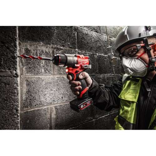 Дрель-шуруповёрт аккумуляторная бесщёточная ударная MILWAUKEE M12 FPD2-602X (45 Нм)(ЗУ+2Х6Ач+HDкейс)