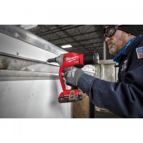 Заклепочник акумуляторний бесщеточный MILWAUKEE M18 ONEFPRT-0X (Ø4,8-7,0мм)(каркас+HDкейс)