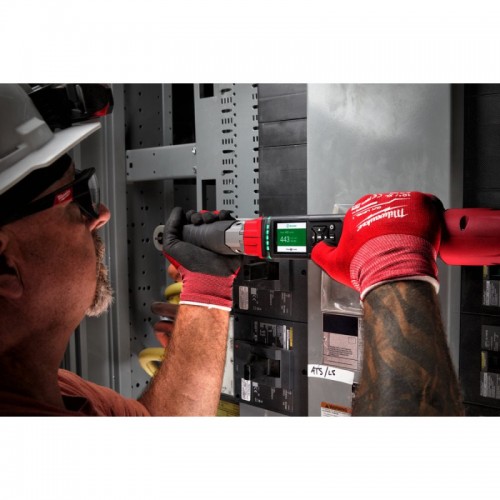 Ключ динамометрический электронный MILWAUKEE 3/8'' (13.6 - 135.6Нм) M12 ONEFTR38-201C(ЗУ+2Х2Ач+кейс)