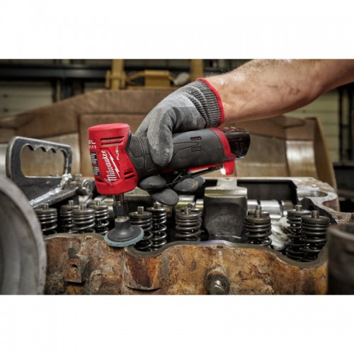 Машина шлифовальная аккумуляторная цанговая угловая бесщеточная MILWAUKEE M12 FDGA-0 (каркас), (заме