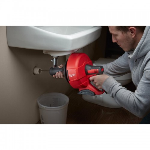 Машина прочистная аккумуляторная MILWAUKEE M12 BDC8-202C трос 8м (ЗУ+2акк.Х2Ач+ведро)