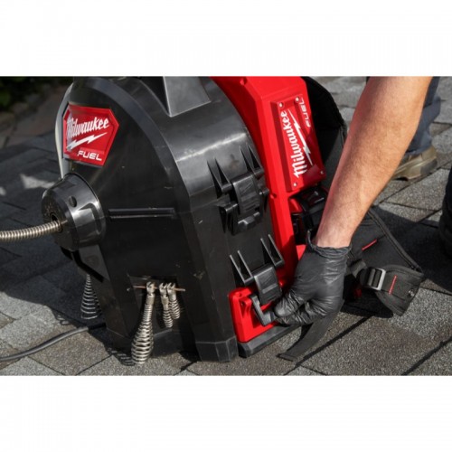 Машина прочистная аккумуляторная ранцевая MILWAUKEE M18 FFSDC10-0 трос 10мм (каркас)
