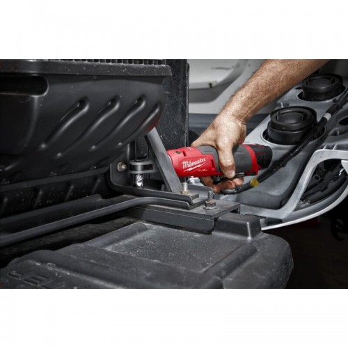 Трещётка аккумуляторная бесщёточная MILWAUKEE 3/8\" (47 Нм) M12 FHIR38-0 (каркас)