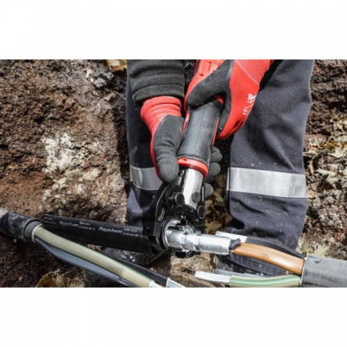 Обжимник гидравлический аккумуляторный для кабелей MILWAUKEE M18 HCCT-201C 53 кН (ЗУ+1Х2Ач+кейс)