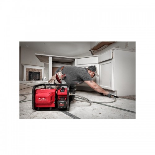Компрессор аккумуляторный бесщеточный MILWAUKEE M18 FAC-0 (ресивер 9,5л, 9,3 БАР)