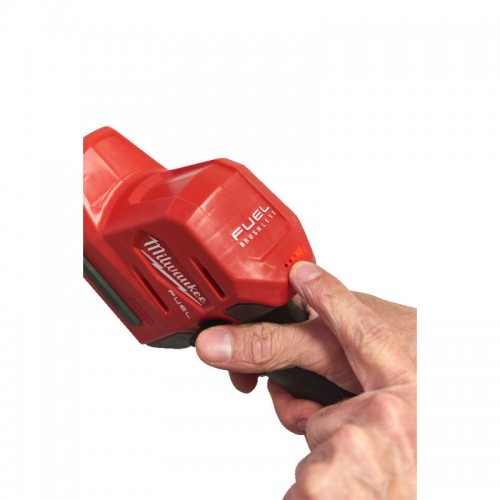 Кусторез аккумуляторный MILWAUKEE (лезвие 20см) M12 FHT20-0 (каркас)