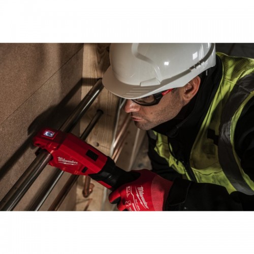 Труборез аккумуляторный по нержавеющей стали MILWAUKEE M12 PCSS-202C (ЗУ+2акк.Х2Ач+кейс)