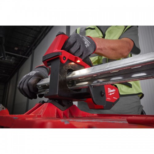 Резак аккумуляторный для профиля FORCE LOGIC™ MILWAUKEE M18 STSO-0B (каркас)