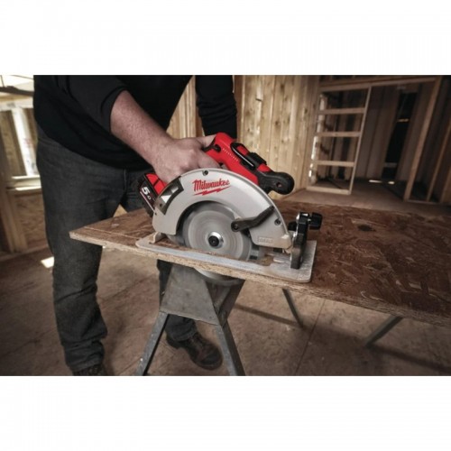 Пила дисковая аккумуляторная бесщеточная MILWAUKEE M18 BLCS66-0X Ø190мм (кейс+HDкейс)