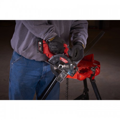 Пила дисковая аккумуляторная бесщеточная по металу MILWAUKEE M18 FMCS-502X Ø150мм (ЗУ+2Х5Ач+HDкейс)