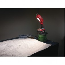 Ліхтар світлодіодний акумуляторний MILWAUKEE M18 IL-0