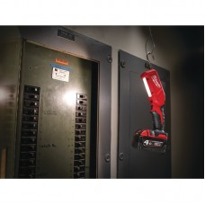 Ліхтар світлодіодний акумуляторний MILWAUKEE M18 IL-0