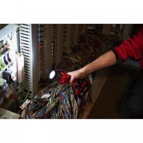 Фонарь светодиодный аккумуляторный MILWAUKEE M18 TLED-0
