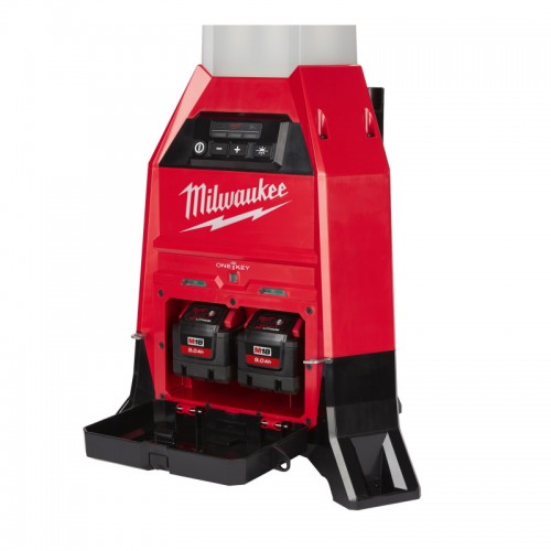 Фонарь светодиодный аккумуляторный MILWAUKEE M18 ONESLDP-0 ONE-KEY с зарядным устройством