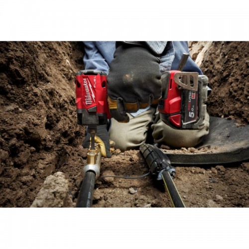 Гайковерт аккумуляторный бесщеточный MILWAUKEE 1/2\" (339 Нм) M18 FIW2P12-502X, с пином (ЗУ+2Х5Ач)
