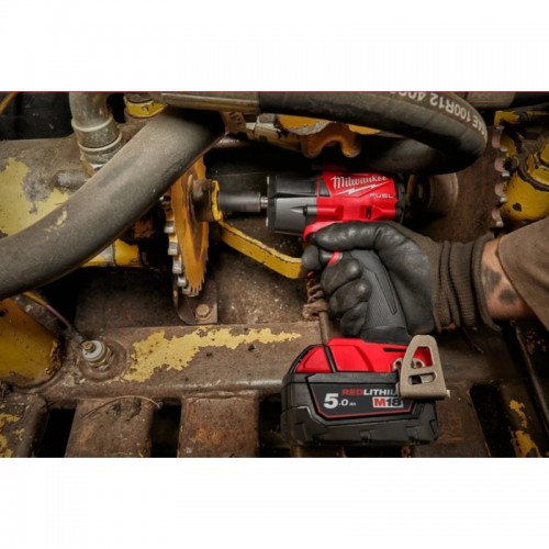 Гайковерт аккумуляторный бесщёточный MILWAUKEE 1/2\" (881 Нм) M18 FMTIW2F12-0Х, с кольцом (каркас)