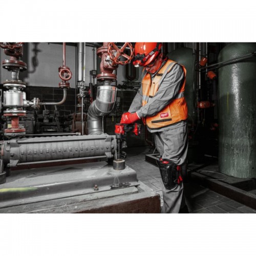 Гайковерт аккумуляторный бесщёточный MILWAUKEE 1/2\" (881 Нм) M18 FMTIW2F12-502X,с кольцом
