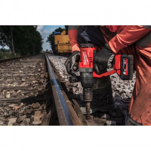 Гайковерт аккумуляторный бесщеточный MILWAUKEE 1'' (2400Нм) M18 ONEFHIWF1-0X, с кольцом (каркас)