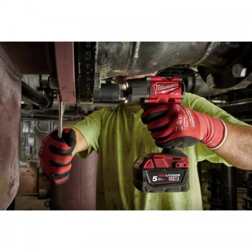 Гайковерт аккумуляторный бесщеточный MILWAUKEE 3/8\" (813Нм) М18 FMTIW2F38-0X, с кольцом (каркас)