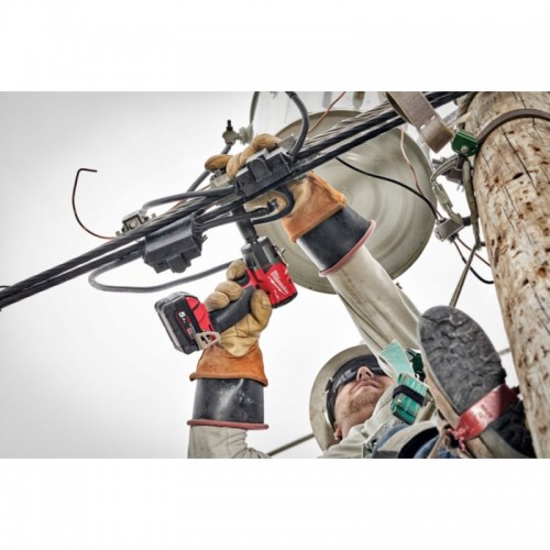 Гайковерт аккумуляторный бесщеточный MILWAUKEE 3/8\" (813Нм) М18 FMTIW2F38-0X, с кольцом (каркас)