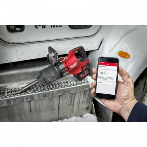 Гайковерт аккумуляторный бесщеточный MILWAUKEE 1'' (2711Нм) M18 ONEFHIWF1D-0C, с кольцом (каркас)