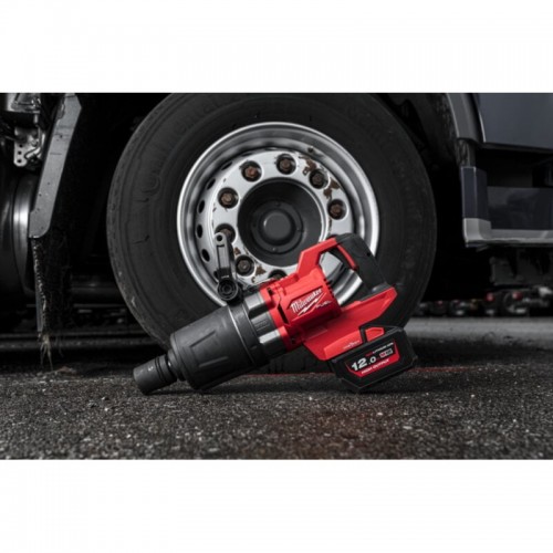 Гайковерт аккумуляторный бесщеточный MILWAUKEE 1'' (2711Нм) M18 ONEFHIWF1DS-0C, с кольцом (каркас)