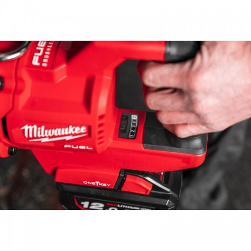 Гайковерт аккумуляторный бесщеточный MILWAUKEE 1'' (2711Нм) M18 ONEFHIWF1DS-0C, с кольцом (каркас)