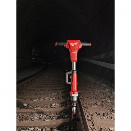 Гайковерт железнодорожный аккумуляторный MILWAUKEE 1'' M18 FHIWF1R-122C (2000Нм)(ЗУ+2Х12Ач), (замена