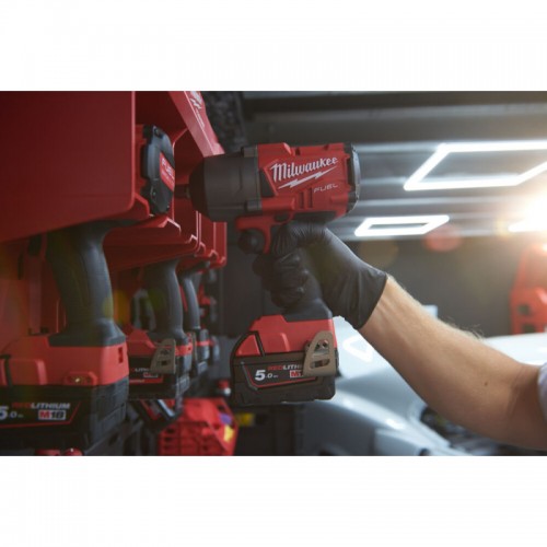 Нитриловые одноразовые перчатки размер 10/XL (50 шт) MILWAUKEE 4932493236
