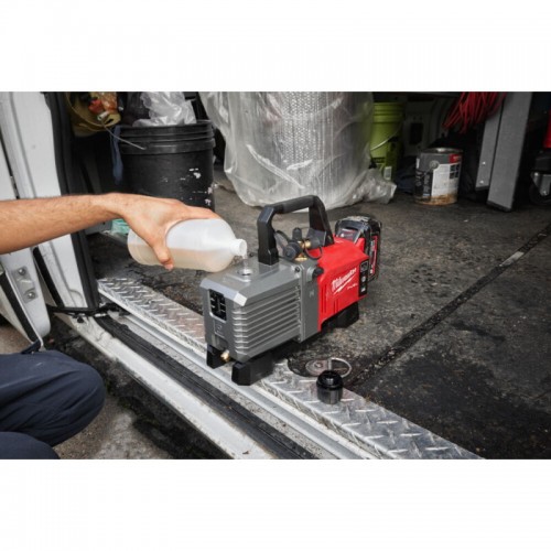Насос вакуумный аккумуляторный бесщёточный MILWAUKEE M18 FVP5-0 (каркас)
