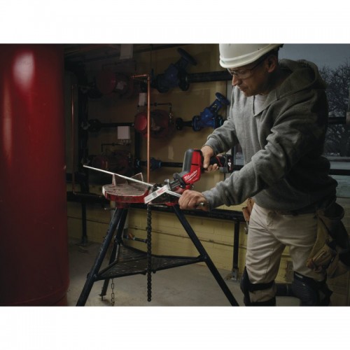 Пила сабельная аккумуляторная бесщеточная MILWAUKEE M12 CHZ-0 (каркас)