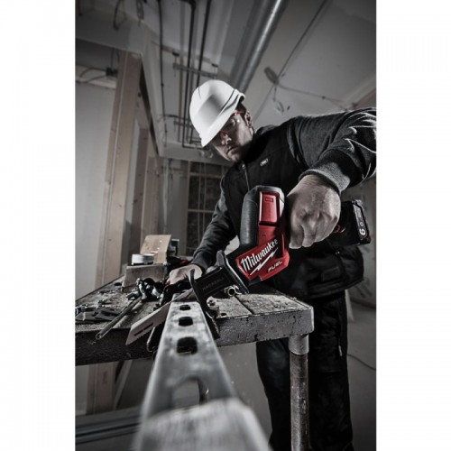 Пила сабельная аккумуляторная бесщеточная MILWAUKEE M12 CHZ-0 (каркас)