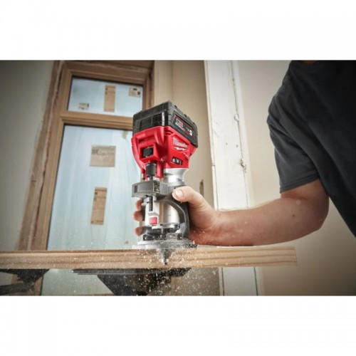 Фрезер аккумуляторный кромочный MILWAUKEE M18 FTR8-0X (каркас+HDкейс)