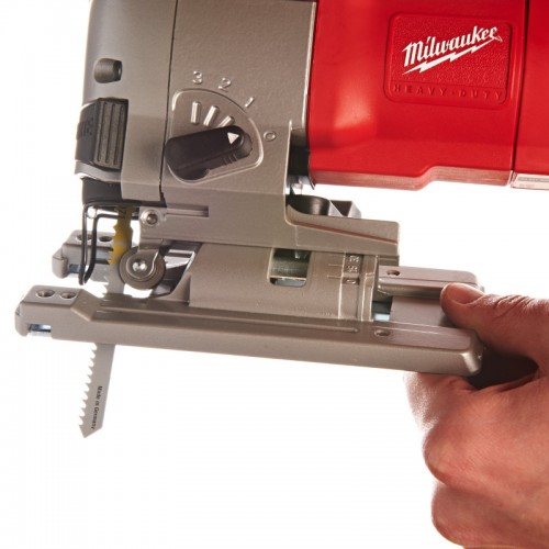 Лобзик MILWAUKEE JSPE 135 TX с верхней  рукояткой 4933381230
