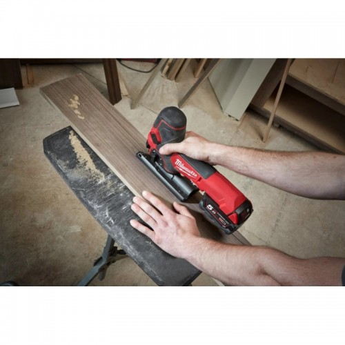 Пила лобзиковая аккумуляторная бесщёточная MILWAUKEE M18 FBJS-502X (ЗУ+2акк.Х5Ач+HDкейс)