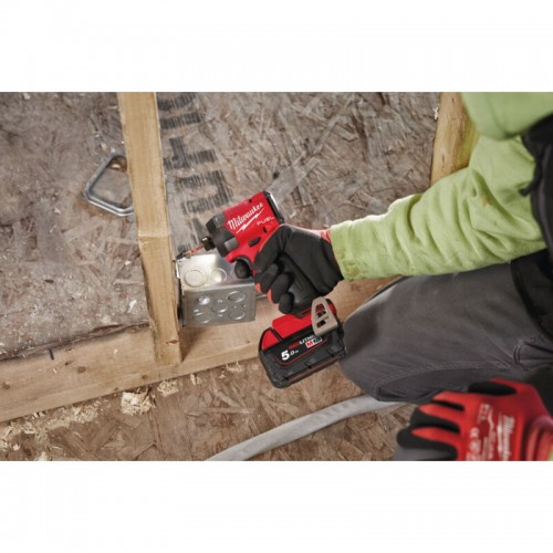Шуруповерт ударный аккумуляторный бесщёточный MILWAUKEE (226 Нм) M18 FID3-502X (ЗУ+2ак.Х5Ач+HDкейс),