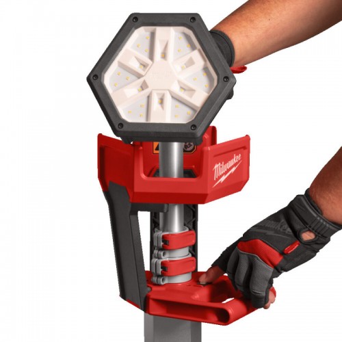 Прожектор светодиодный аккумуляторный напольный MILWAUKEE M18 SAL2-0 (каркас) + сумка в подарок