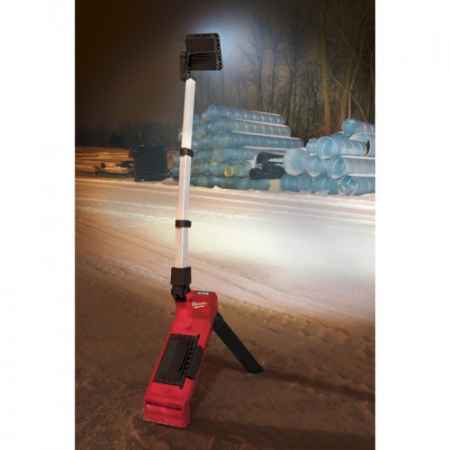 Прожектор светодиодный аккумуляторный напольный MILWAUKEE M18 ONERSAL-0 ONE-KEY