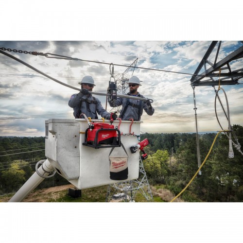 Насос вспомогательный аккумуляторный гидравлический MILWAUKEE M18 HUP700-121 (ЗУ+1Х12Ач) FORGE™